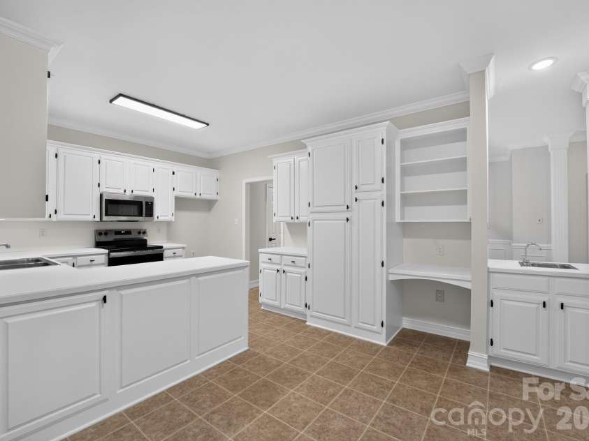 1935 Hamptonwood Road, Rock Hill, SC 29732.  MLS# CAR4410344, YatesRealty ID 41133. 