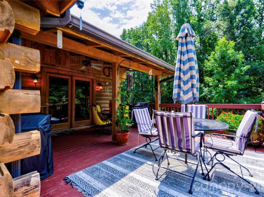 495 Shires Road, Ellenboro, NC 28040.  MLS# CAR4409161, YatesRealty ID 41135. Back Deck
