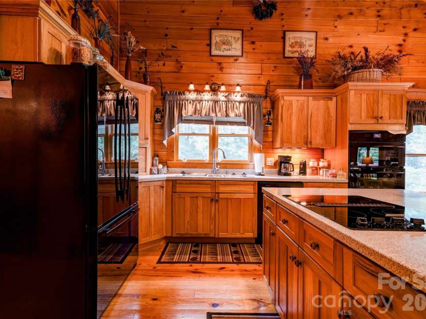 495 Shires Road, Ellenboro, NC 28040.  MLS# CAR4409161, YatesRealty ID 41135. Kitchen