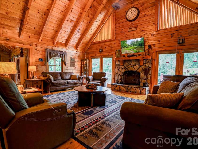 495 Shires Road, Ellenboro, NC 28040.  MLS# CAR4409161, YatesRealty ID 41135. Living Room