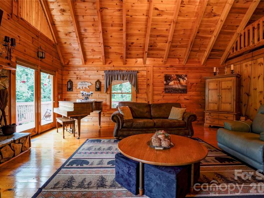 495 Shires Road, Ellenboro, NC 28040.  MLS# CAR4409161, YatesRealty ID 41135. Living Room
