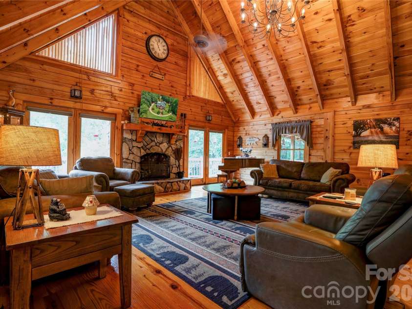 495 Shires Road, Ellenboro, NC 28040.  MLS# CAR4409161, YatesRealty ID 41135. Living Room