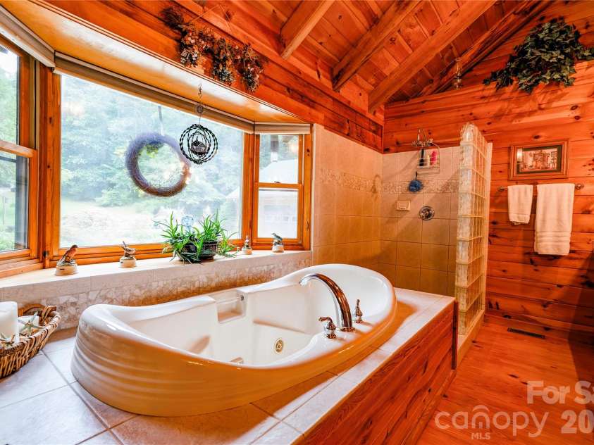 495 Shires Road, Ellenboro, NC 28040.  MLS# CAR4409161, YatesRealty ID 41135. Primary Bathroom