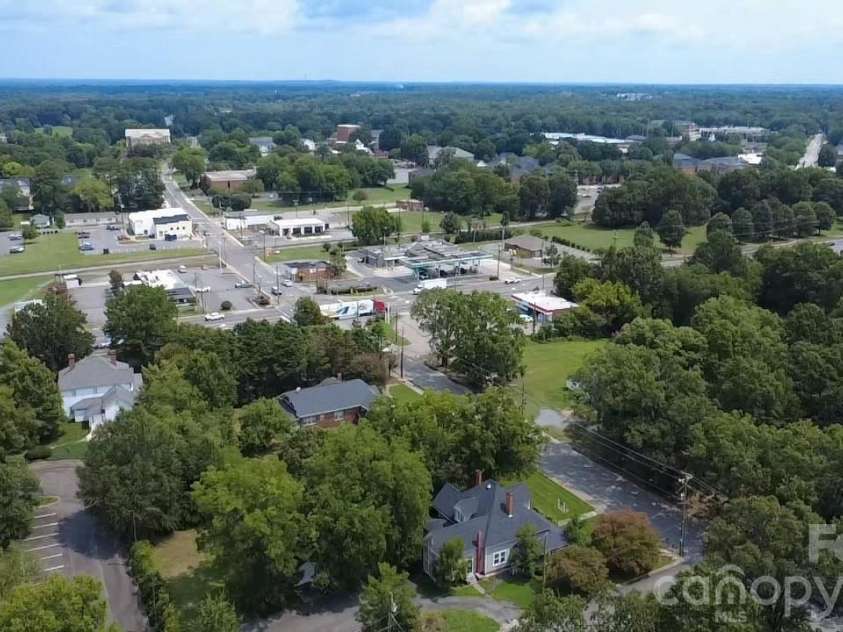 108 Main Street, Wingate, NC 28174.  MLS# CAR4407726, YatesRealty ID 41136. 
