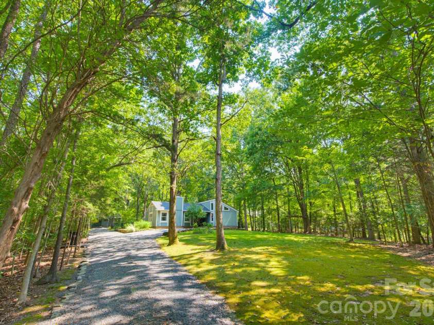 6306 Saddlewood Drive, Waxhaw, NC 28173.  MLS# CAR4406546, YatesRealty ID 41139. 