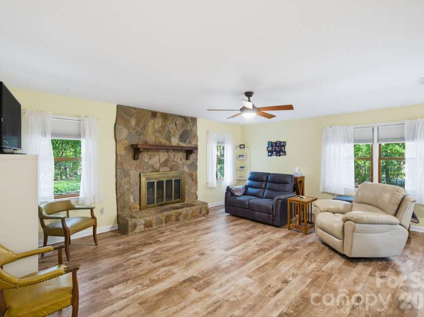 6306 Saddlewood Drive, Waxhaw, NC 28173.  MLS# CAR4406546, YatesRealty ID 41139. 