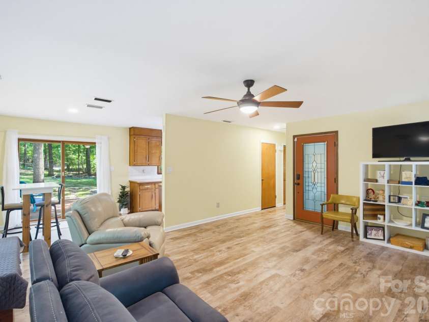 6306 Saddlewood Drive, Waxhaw, NC 28173.  MLS# CAR4406546, YatesRealty ID 41139. 