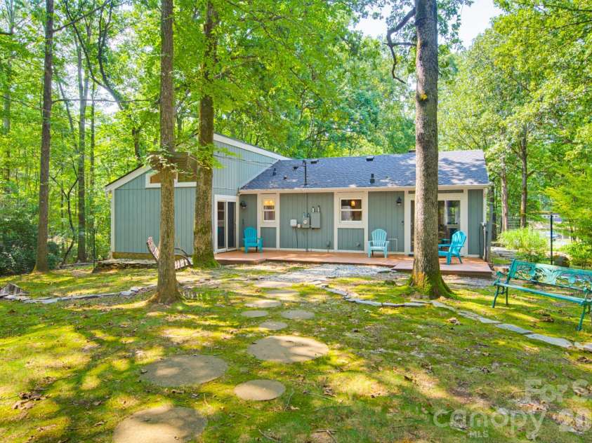 6306 Saddlewood Drive, Waxhaw, NC 28173.  MLS# CAR4406546, YatesRealty ID 41139. 