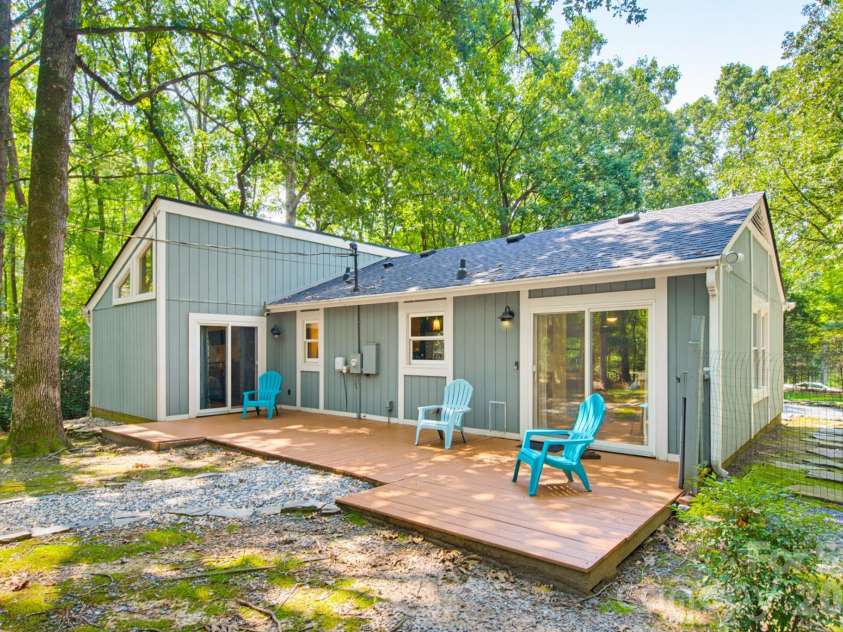 6306 Saddlewood Drive, Waxhaw, NC 28173.  MLS# CAR4406546, YatesRealty ID 41139. 