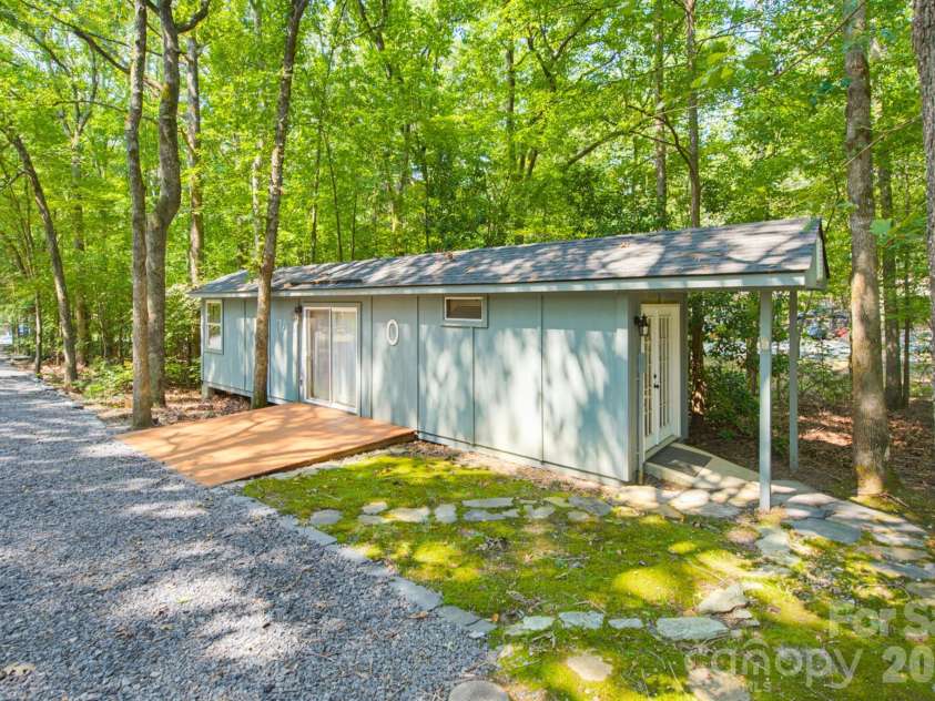 6306 Saddlewood Drive, Waxhaw, NC 28173.  MLS# CAR4406546, YatesRealty ID 41139. 