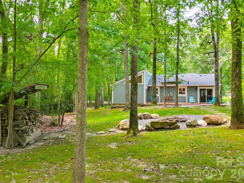 6306 Saddlewood Drive, Waxhaw, NC 28173.  MLS# CAR4406546, YatesRealty ID 41139. 