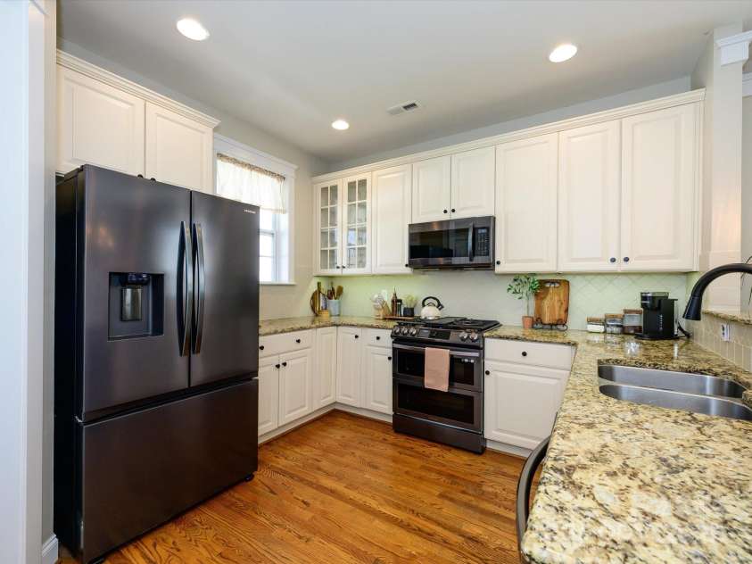 151 Morehouse Avenue, Mooresville, NC 28117.  MLS# CAR4235135, YatesRealty ID 4114. New appliances.