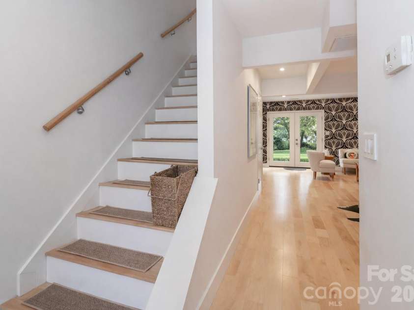 6622 Thermal Road, Charlotte, NC 28211.  MLS# CAR4353317, YatesRealty ID 4114. 