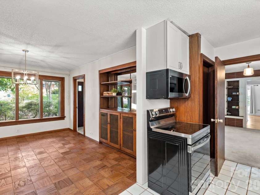 1221 Forestdale Drive, Salisbury, NC 28144.  MLS# CAR4406045, YatesRealty ID 41140. 