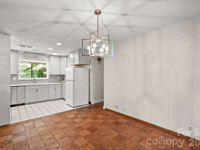 1221 Forestdale Drive, Salisbury, NC 28144.  MLS# CAR4406045, YatesRealty ID 41140. 