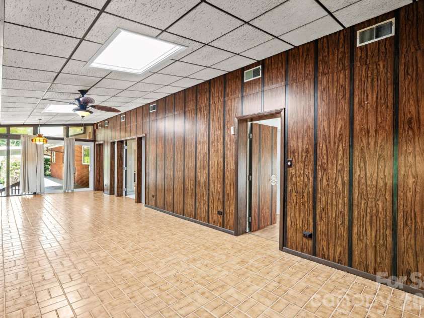 1221 Forestdale Drive, Salisbury, NC 28144.  MLS# CAR4406045, YatesRealty ID 41140. 