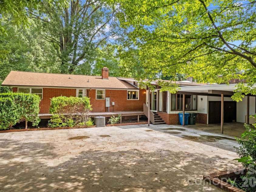 1221 Forestdale Drive, Salisbury, NC 28144.  MLS# CAR4406045, YatesRealty ID 41140. 