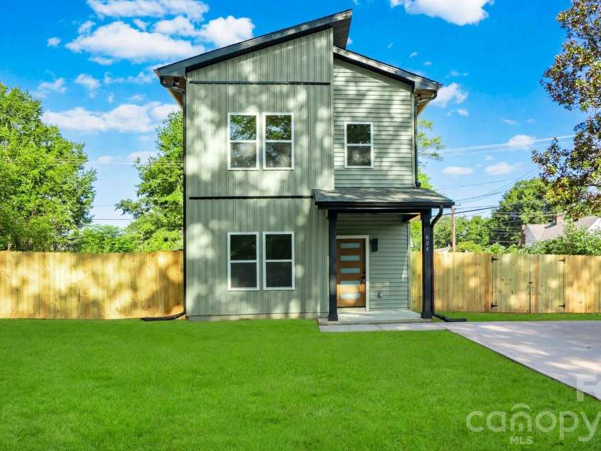 604 Legrand Street, Shelby, NC 28150.  MLS# CAR4404239, YatesRealty ID 41141. 