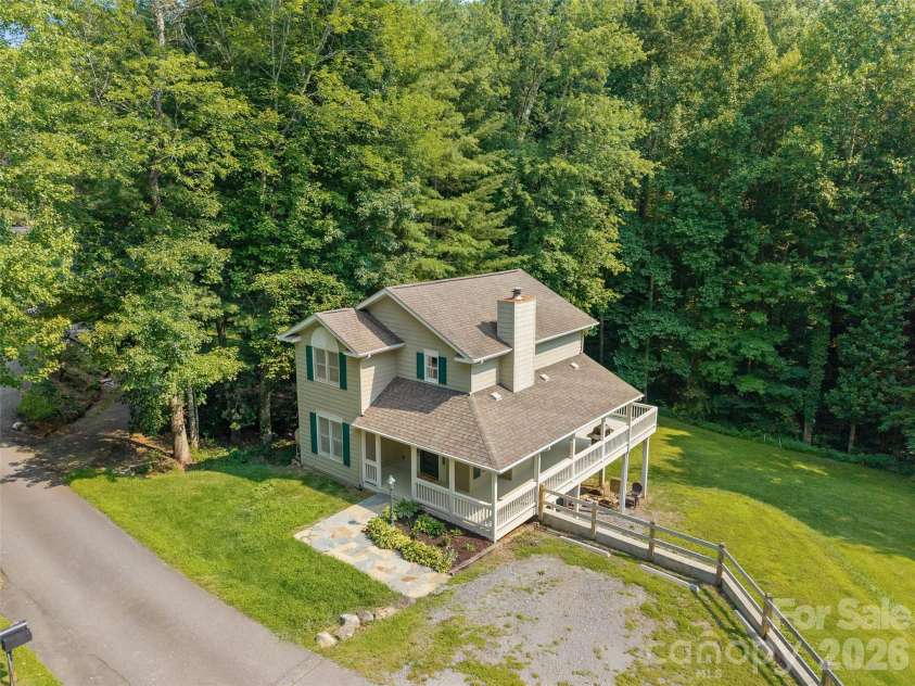 218 Junaluska Oaks Drive, Waynesville, NC 28786.  MLS# CAR4409822, YatesRealty ID 41144. Front View