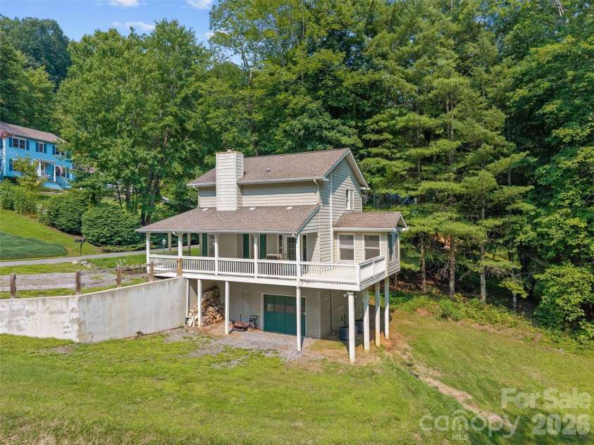 218 Junaluska Oaks Drive, Waynesville, NC 28786.  MLS# CAR4409822, YatesRealty ID 41144. Side View