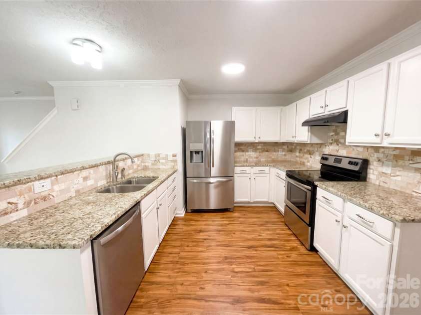 644 Carybrook Court, York, SC 29745.  MLS# CAR4354603, YatesRealty ID 41145. 