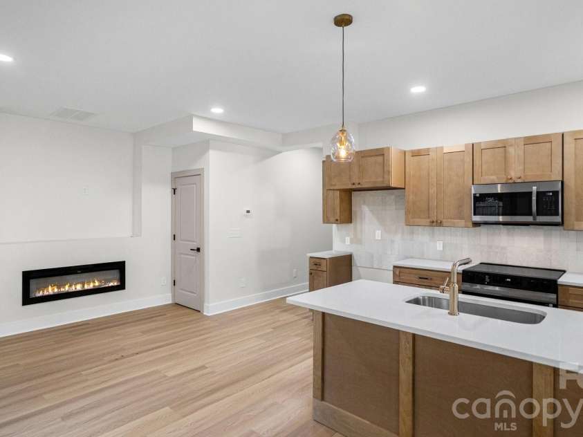 518 Ligon Street, Shelby, NC 28150.  MLS# CAR4404241, YatesRealty ID 41147. 