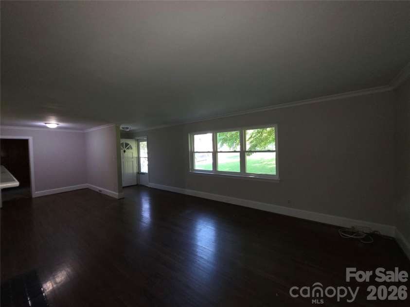 4132 Central Avenue, Charlotte, NC 28205.  MLS# CAR4410443, YatesRealty ID 41148. 