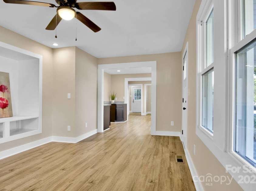 434 Salisbury Street, Denton, NC 27239.  MLS# CAR4318372, YatesRealty ID 4115. 