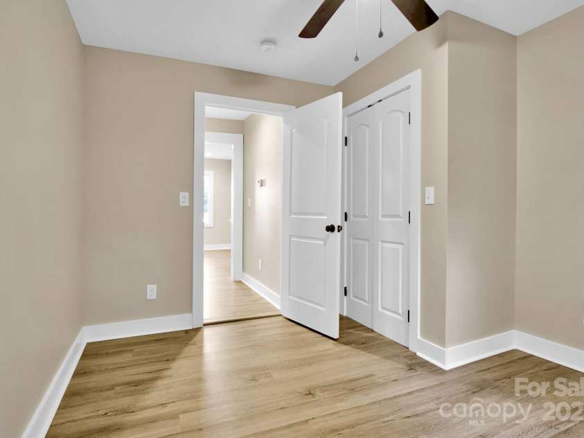 434 Salisbury Street, Denton, NC 27239.  MLS# CAR4318372, YatesRealty ID 4115. 