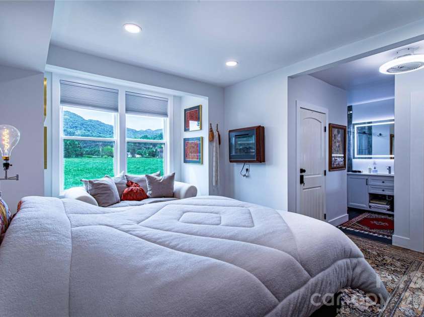 16 Riverside Drive, Barnardsville, NC 28709.  MLS# CAR4396909, YatesRealty ID 41152. 