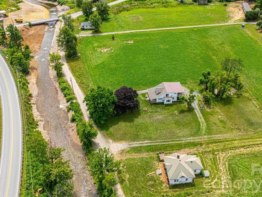 16 Riverside Drive, Barnardsville, NC 28709.  MLS# CAR4396909, YatesRealty ID 41152. 