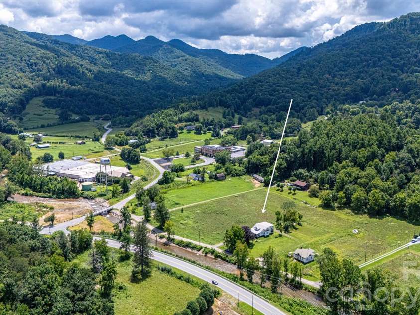 16 Riverside Drive, Barnardsville, NC 28709.  MLS# CAR4396909, YatesRealty ID 41152. 