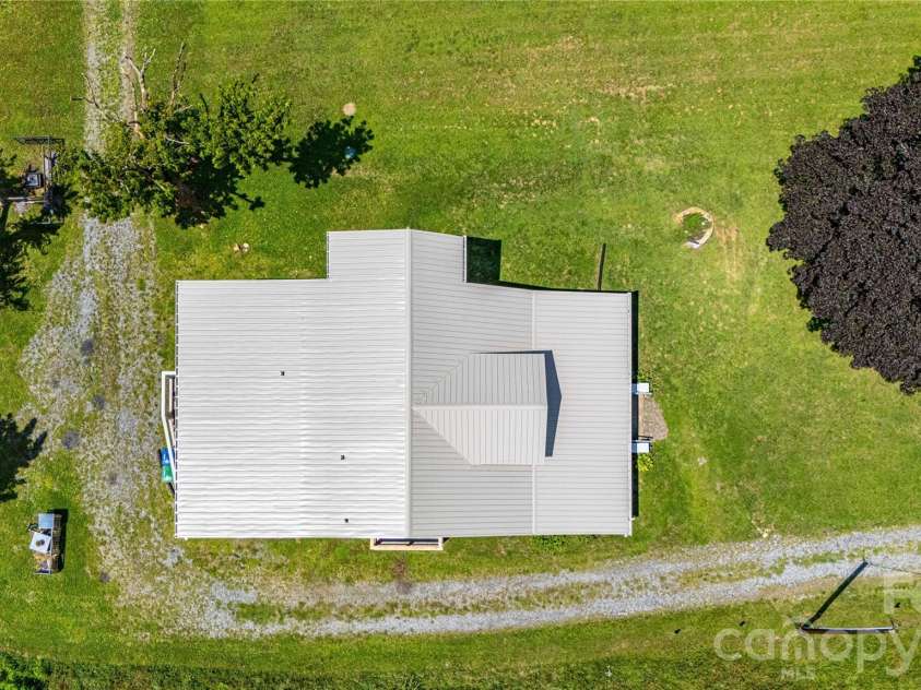 16 Riverside Drive, Barnardsville, NC 28709.  MLS# CAR4396909, YatesRealty ID 41152. 