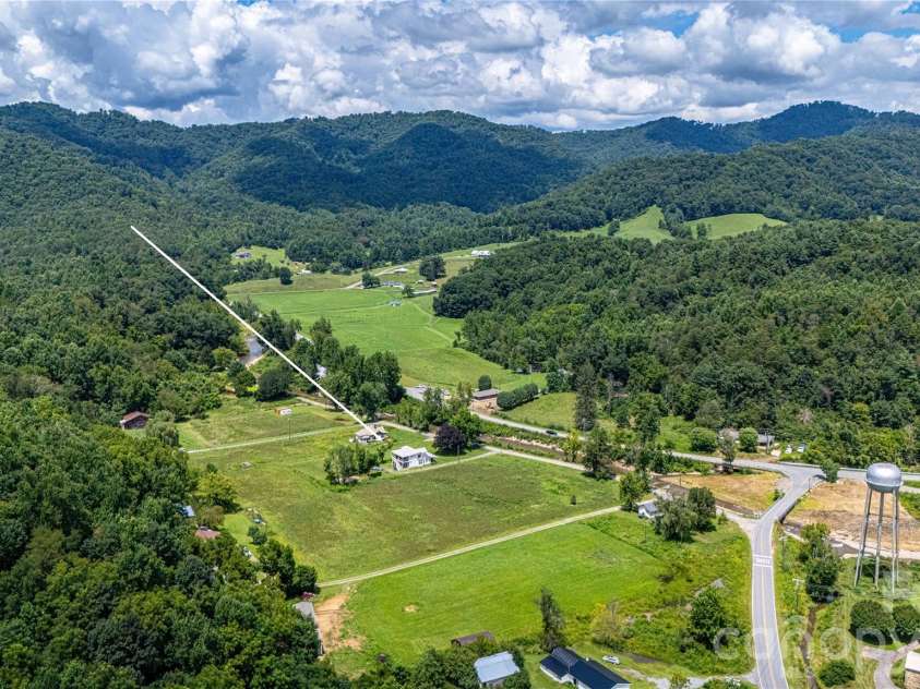 16 Riverside Drive, Barnardsville, NC 28709.  MLS# CAR4396909, YatesRealty ID 41152. 
