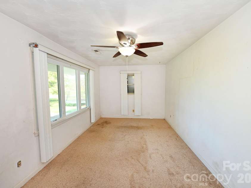 1026 Quail Hill Avenue, Newton, NC 28658.  MLS# CAR4405833, YatesRealty ID 41154. 