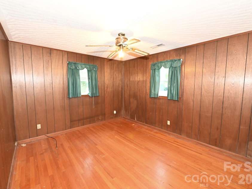 1026 Quail Hill Avenue, Newton, NC 28658.  MLS# CAR4405833, YatesRealty ID 41154. 