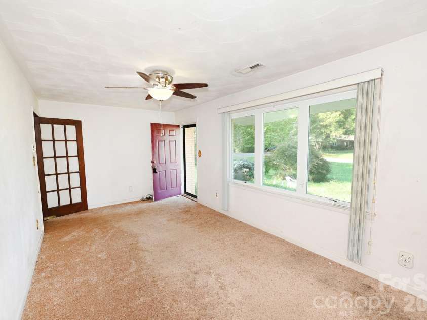 1026 Quail Hill Avenue, Newton, NC 28658.  MLS# CAR4405833, YatesRealty ID 41154. 