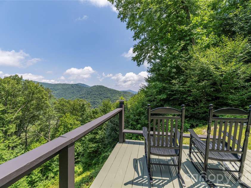 92 Bobcat Road, Maggie Valley, NC 28751.  MLS# CAR4409903, YatesRealty ID 41157. 