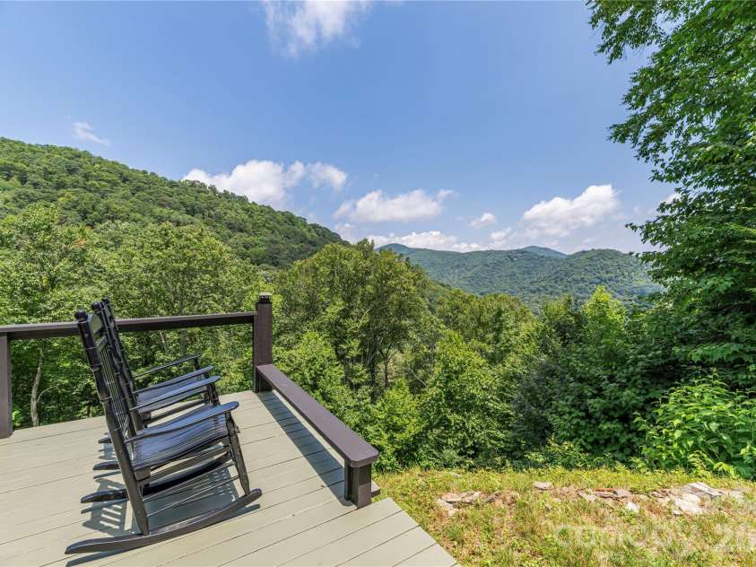 92 Bobcat Road, Maggie Valley, NC 28751.  MLS# CAR4409903, YatesRealty ID 41157. 