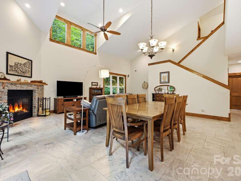 101 Reeds Creek Road, Fairview, NC 28730.  MLS# CAR4409331, YatesRealty ID 41158. Dining Area