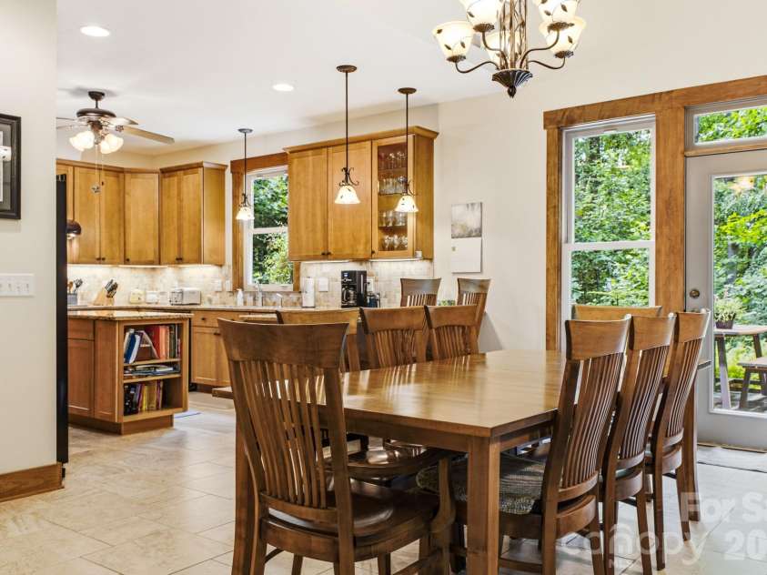 101 Reeds Creek Road, Fairview, NC 28730.  MLS# CAR4409331, YatesRealty ID 41158. Dining Area