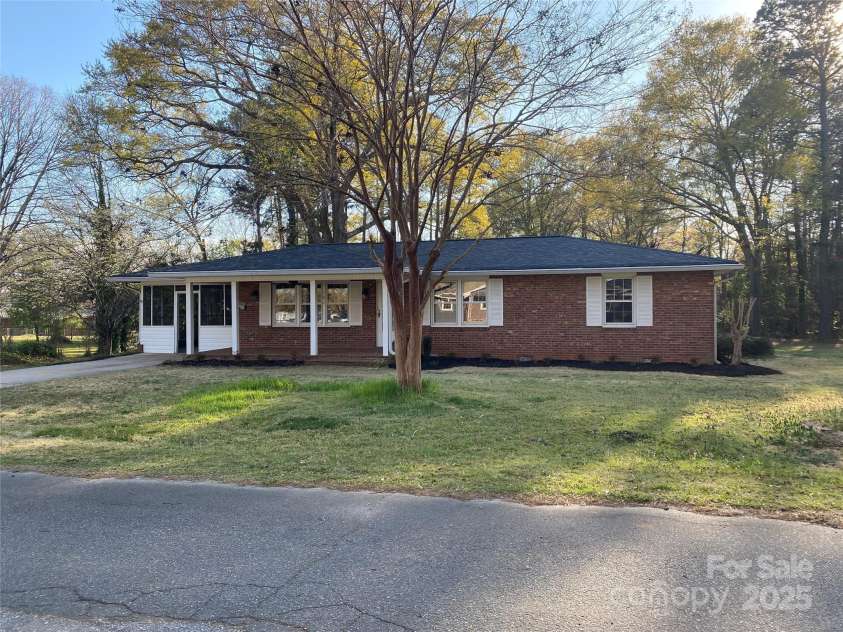 181 Hall Street, Forest City, NC 28043.  MLS# CAR4240568, YatesRealty ID 4116. Front