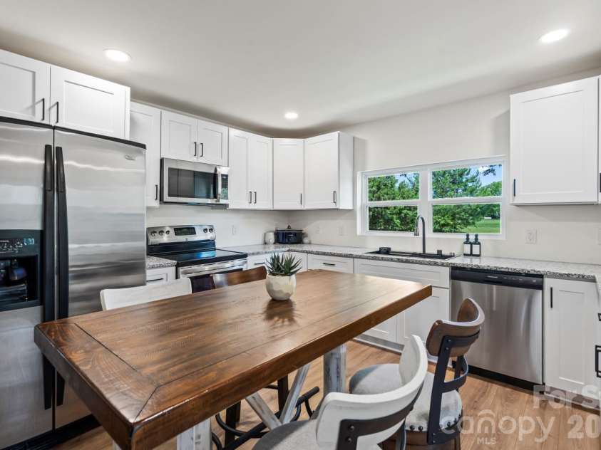 5740 Crouse Road, Crouse, NC 28033.  MLS# CAR4328646, YatesRealty ID 4116. Kitchen