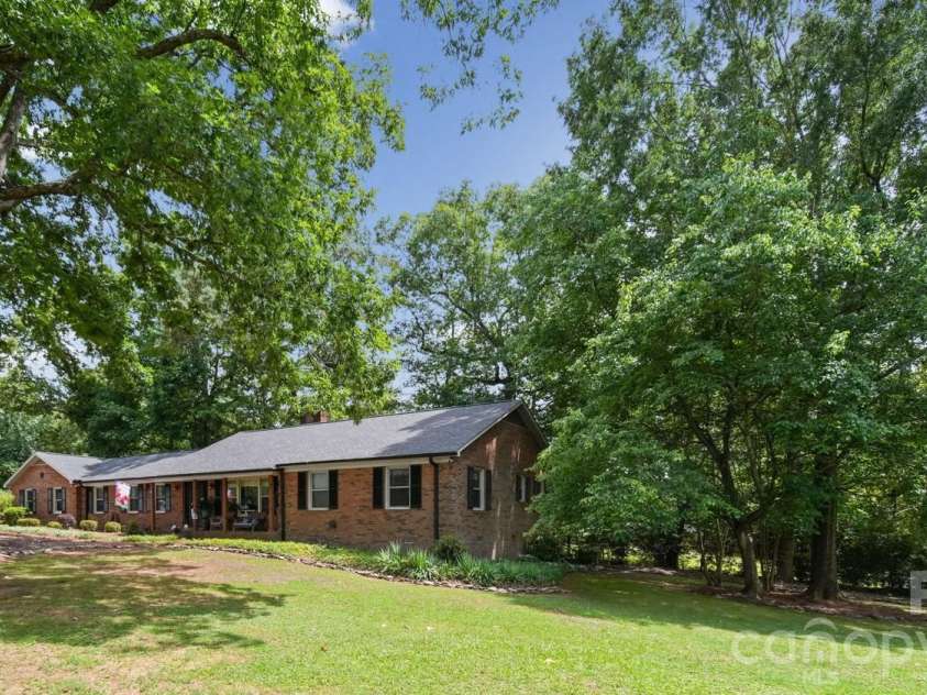 33610 Aaron Road, Albemarle, NC 28001.  MLS# CAR4393136, YatesRealty ID 41161. 