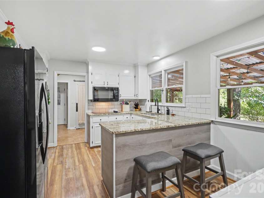33610 Aaron Road, Albemarle, NC 28001.  MLS# CAR4419659, YatesRealty ID 41161. Kitchen