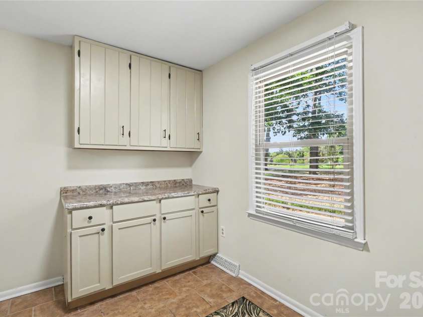 33610 Aaron Road, Albemarle, NC 28001.  MLS# CAR4419659, YatesRealty ID 41161. Office