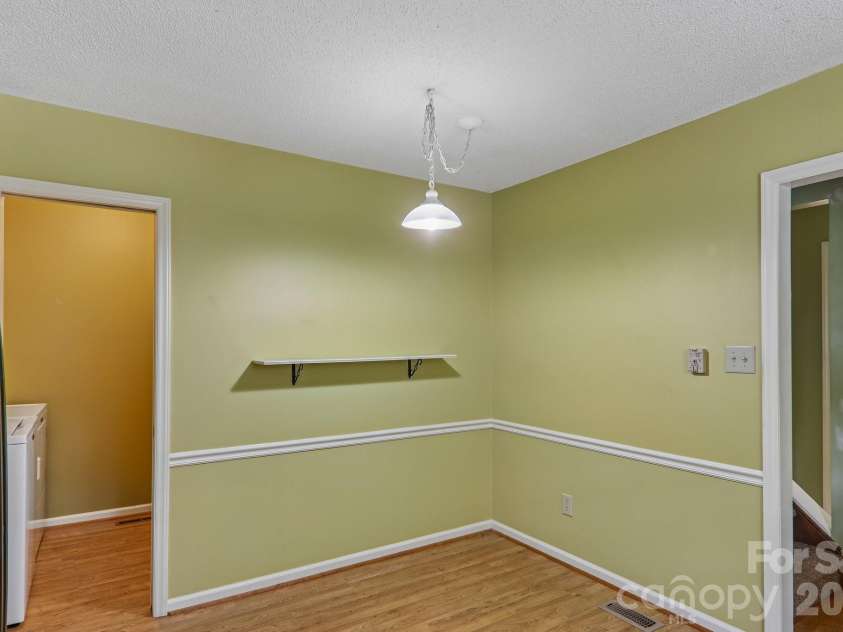 40 Sagebrush Circle, Etowah, NC 28729.  MLS# CAR4409393, YatesRealty ID 41163. 