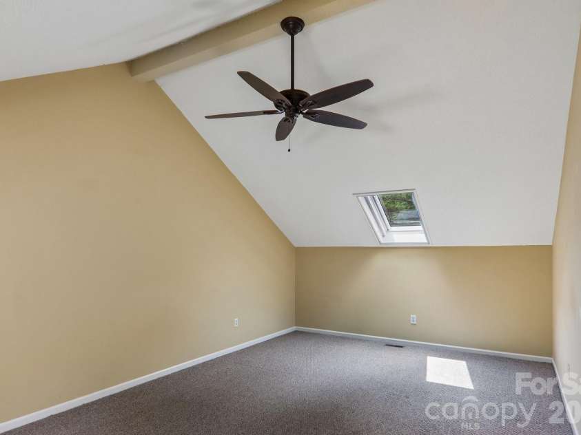 40 Sagebrush Circle, Etowah, NC 28729.  MLS# CAR4409393, YatesRealty ID 41163. 
