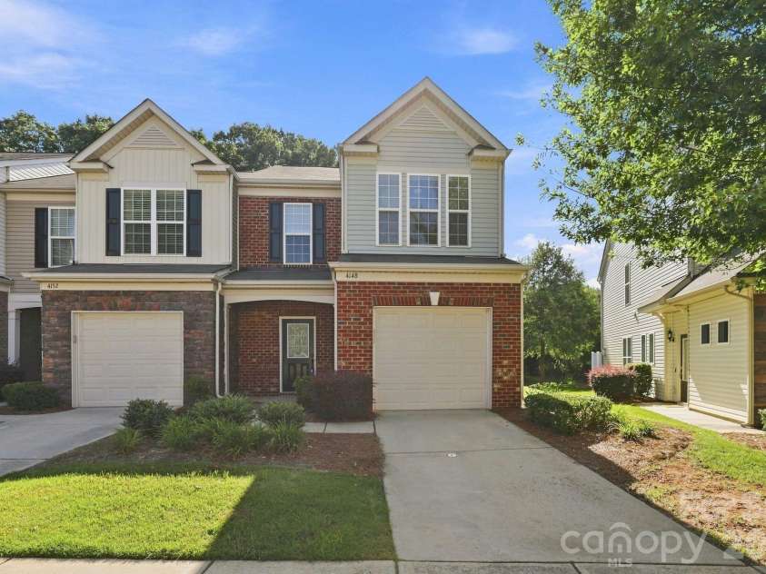 4148 Park South Station Boulevard, Charlotte, NC 28210.  MLS# CAR4406700, YatesRealty ID 41165. 