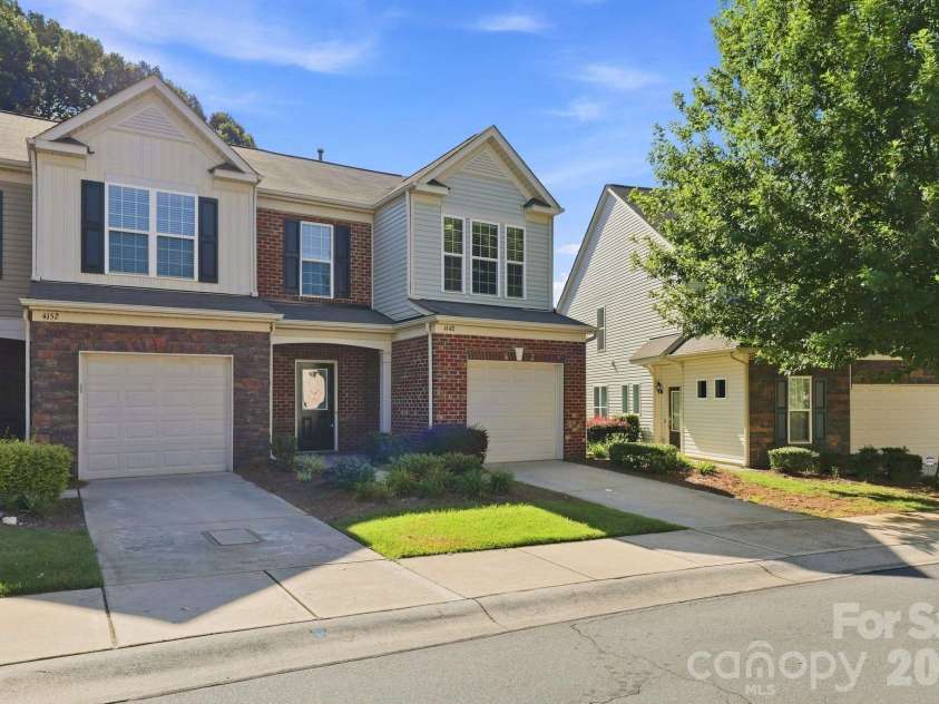 4148 Park South Station Boulevard, Charlotte, NC 28210.  MLS# CAR4406700, YatesRealty ID 41165. 